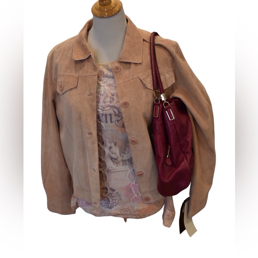 Hot color for 2025. ! NWT Brandon Thomas Women’s Pink Suede long sleeved jacket